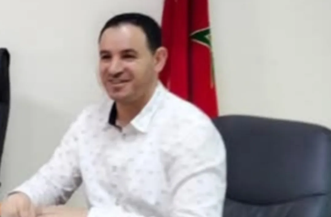 الحسيمة :     خروقات واختلالات تشوب عملية التسجيل في اللوائح الانتخابية بجماعتي أربعاء تاوريرت وشقران