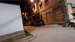 إمزورن :    صاحب مقهى للشيشة يتحدى القانون … ومعاناة الساكنة مع الدعارة واستهلاك المخدرات داخل الوكر المشبوه