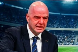 زلزال كروي :    الفيفا تفتح تحقيقًا قد يسحب كأس أمم إفريقيا من السنغال !