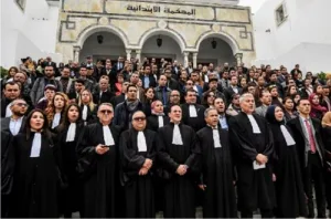 ثورة المحامين ضد وهبي:    الإضراب الوطني يحمّل وزير العدل مسؤولية العبث بالقانون