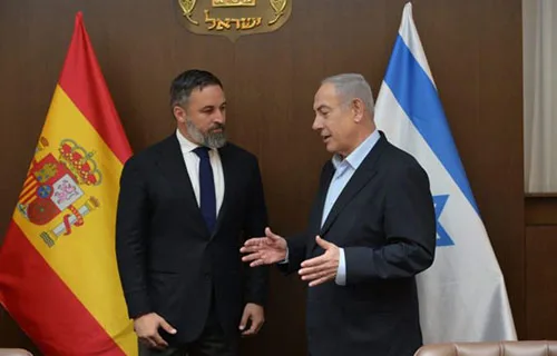 بعد اعتراف إسبانيا بدولة فلسطين … زعيم المعارضة اليمينية يزور إسرائيل !