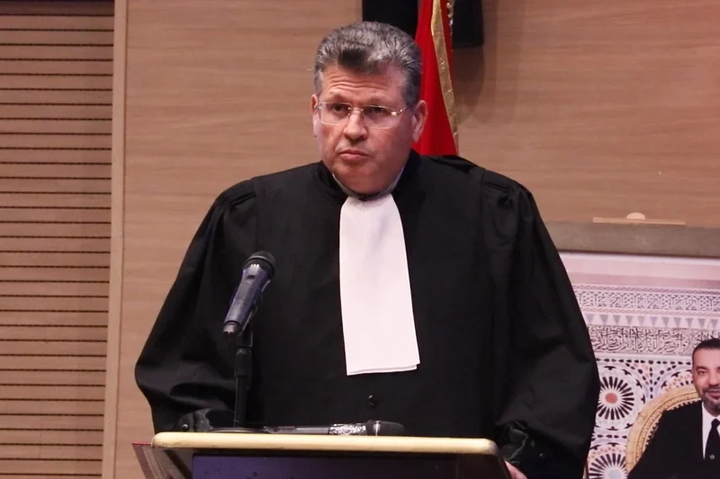 نقيب المحامين يحذر من “تقويض استقلال المهنة” في مشروع قانون المحاماة الجديد