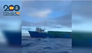 على بعد مئات الكيلومترات من السواحل المغربية… إسبانيا تحجز سفينة محمّلة بـ7 أطنان من الكوكايين قرب جزر الكناري