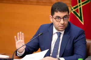 بنسعيد يردّ على اتهامات متداولة ويصفها بحملة تشهير مغرضة