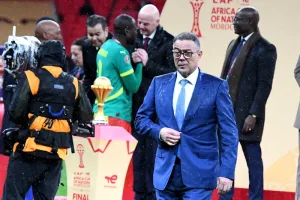 قرارات الكاف تشعل غضبا واسعا في المغرب وتعيد طرح سؤال العدالة الرياضية