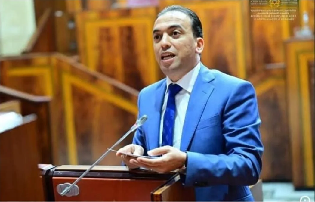 الوزير الرقاص يهاجم سكان الجهة الشرقية : أنتم لا تعترفون بخير حكومة أخنوش عليكم !