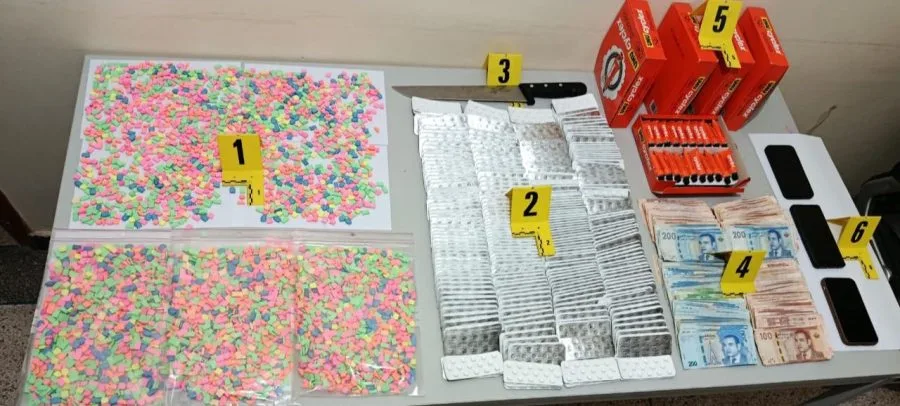 الأمن يحجز أزيد من 12 ألف قرص مهلوس ويوقف ثلاثة أشخاص ببيوكرى