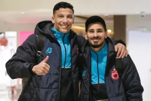 أولمبيك آسفي يحلّ بأبيدجان قبل مواجهة حاسمة في كأس الكونفدرالية