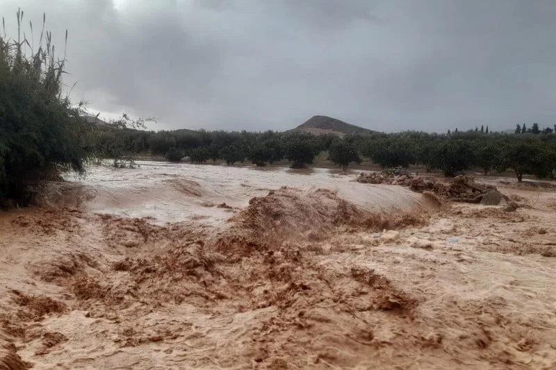 السيول تجرف أباً وابنته في وادي “إمداد” بتارودانت والعثور على جثمانيهما صباح الثلاثاء
