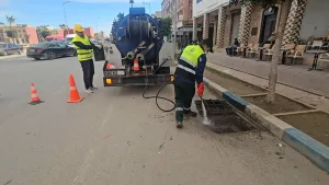 إقليم الدريوش :    تدخلات استباقية لتطهير شبكات الصرف الصحي وضمان انسيابية مياه الأمطار