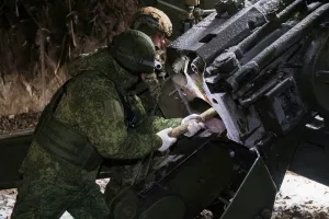 القوات  الروسية تسقط طائرة أوكرانية من طراز “سو-27”