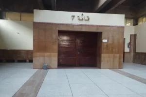 إضراب المحامين يشلّ جلسات المحاكم.. والاحتجاج يتصاعد ضد مشروع قانون المهنة