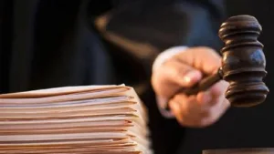 محكمة فاس تُفعل المسطرة الغيابية في حق مقاول متابع مع رئيس جماعة “تامشاشاط” وتقني بالجماعة