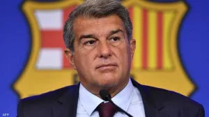 لابورتا رئيس برشلونة يعلن إستقالته