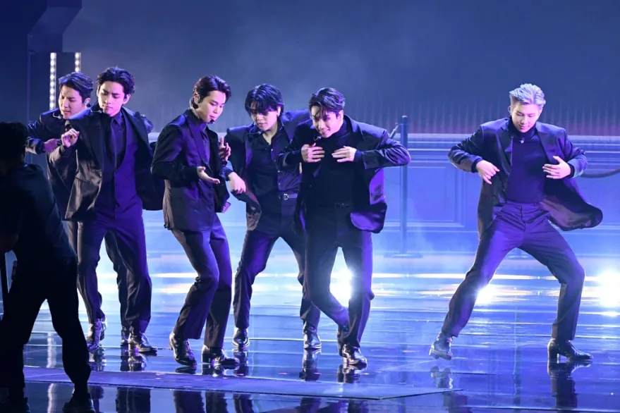 عودة تاريخية لـ بي تس اس: نتفليكس تبث الحفلة مباشرة إلى 190 دولة في أكبر حدث لموسيقى الكاي-بوب