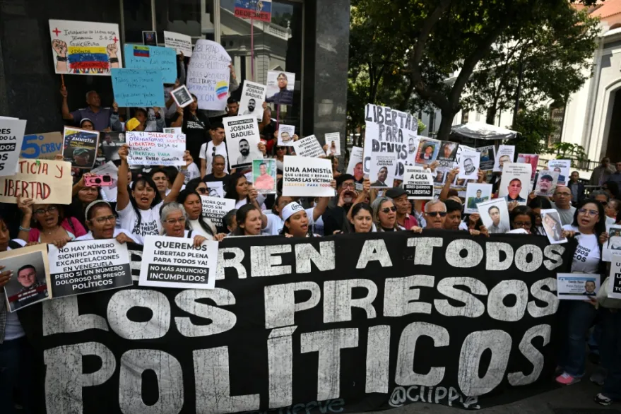 فنزويلا تؤجل قانون العفو… ومشهد سياسي يتأرجح بين المصالحة والضغوط الدولية