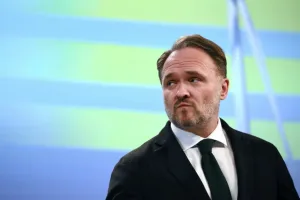 أوروبا تعزز شراكتها الطاقية مع الجزائر لتقليص الاعتماد على الغاز الروسي