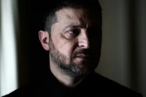 كييف تحت القصف مجدداً قبيل الذكرى الرابعة للحرب وتصعيد عسكري يواكب تعثر المسار الدبلوماسي