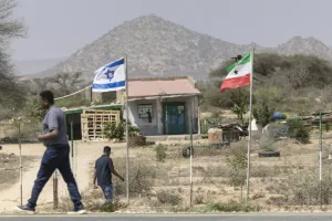 أرض الصومال تعرض ثرواتها المعدنية ومواقعها الإستراتيجية على واشنطن لتعزيز الاعتراف الدولي