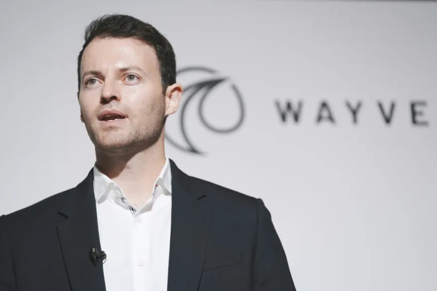 استثمارات بمليارات الدولارات تدفع “وايف” لتسريع سباق السيارات ذاتية القيادة