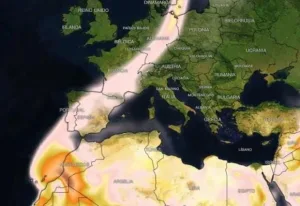 “الطريق السريعة للغبار الصحراوي” تربط المغرب بإسبانيا والسويد… وسماء عكرة فوق نصف أوروبا