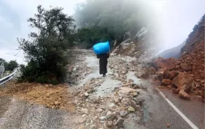 اضطرابات شبكات الهاتف والأنترنت تعمق عزلة دواوير الشمال في خضم التقلبات الجوية العنيفة