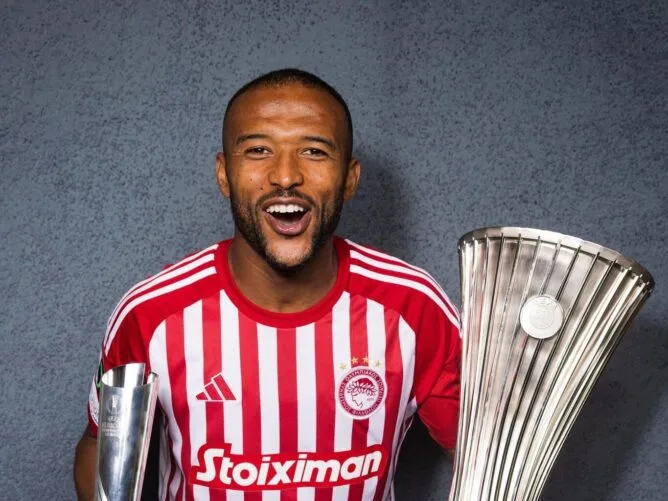 أيوب الكعبي بين كبار هدافي العقد الحالي ويواصل ترسيخ مكانته عالميا