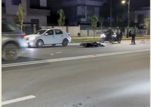 فاس :    ليلٌ مشتعل في جامعة محمد بنعبد الله … غضب الطالبات يهزّ الشوارع بعد دهس زميلاتهن