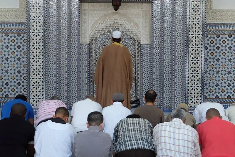 بعثة دينية مغربية إلى الخارج لترسيخ الثوابت الوطنية ومواكبة الجالية في رمضان