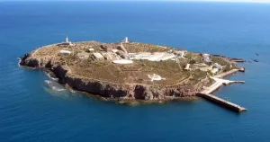 القضاء الإسباني يعلن عدم قانونية “الإعادة الفورية” لعائلة سورية دخلت من سواحل الناظور