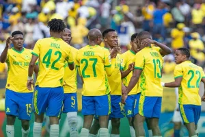 صن داونز يجمّد محلل أداءه قبل مواجهة مولودية الجزائر في ظل شبهات تسريب تكتيكي