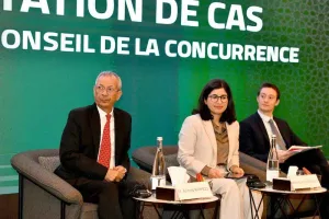 المنافسة الرقمية والإعلام في صلب نقاش بالرباط: دعوات لمواجهة هيمنة المنصات الكبرى وحماية الابتكار والتعددية