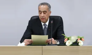 الملك محمد السادس يوشح أطر وضباط المخابرات “الديستي” بأوسمة ملكية سامية تقديرًا لعطائهم الأمني