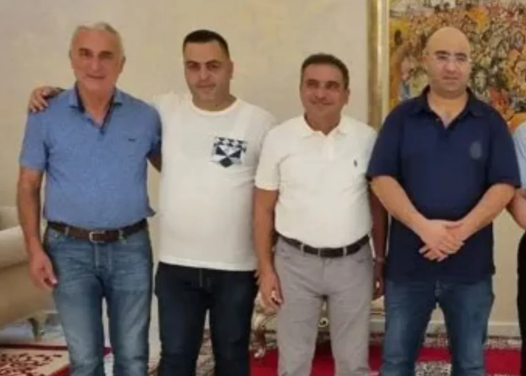 الناظور :     تحركات سياسية بالإقليم … منتخبون كبار يعتزمون مغادرة “الأحرار” والالتحاق بـ“البام” استعدادًا لاستحقاقات 2026 و2027