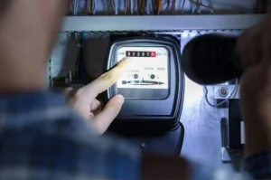 إمزورن :      فواتير كهرباء خيالية وغير مبررة تضرب جيوب الساكنة