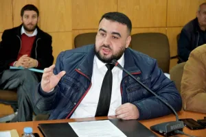 الحسيمة :      المستشار مضيان يطالب بتوضيحات حول تدهور الطرق بالحسيمة وبرنامج عاجل للإصلاح