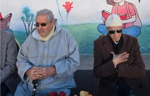 أزغنغان … قدماء تلاميذ المدرسة الأم يحتفون بأستاذين صنعا أجيالًا