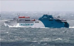 الناظور :    إغلاق ميناء بني أنصار ليومين في وجه الرحلات البحرية وكذلك الشأن لمينائي الحسيمة وطنجة المدينة !