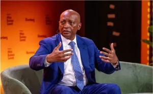 رئيس “الكاف” موتسيبي الجنوب إفريقي يصدم المغرب بعد قرار الإستئناف بشأن أحداث مباراة المغرب-السنغال