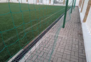 الدريوش :    تفويت ملعب القرب بجماعة تمسمان لأغراض إنتخابية  يثير الجدل ومطالب بفتح تحقيق في خروقات قانونية