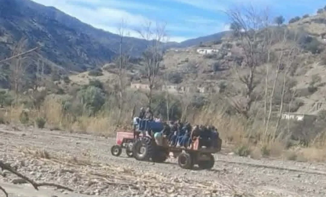 الحسيمة :    فيديو مثير حول عزلة خانقة بجماعة أربعاء تاوريرت … ساكنة واد النكور خارج حسابات المسؤولين