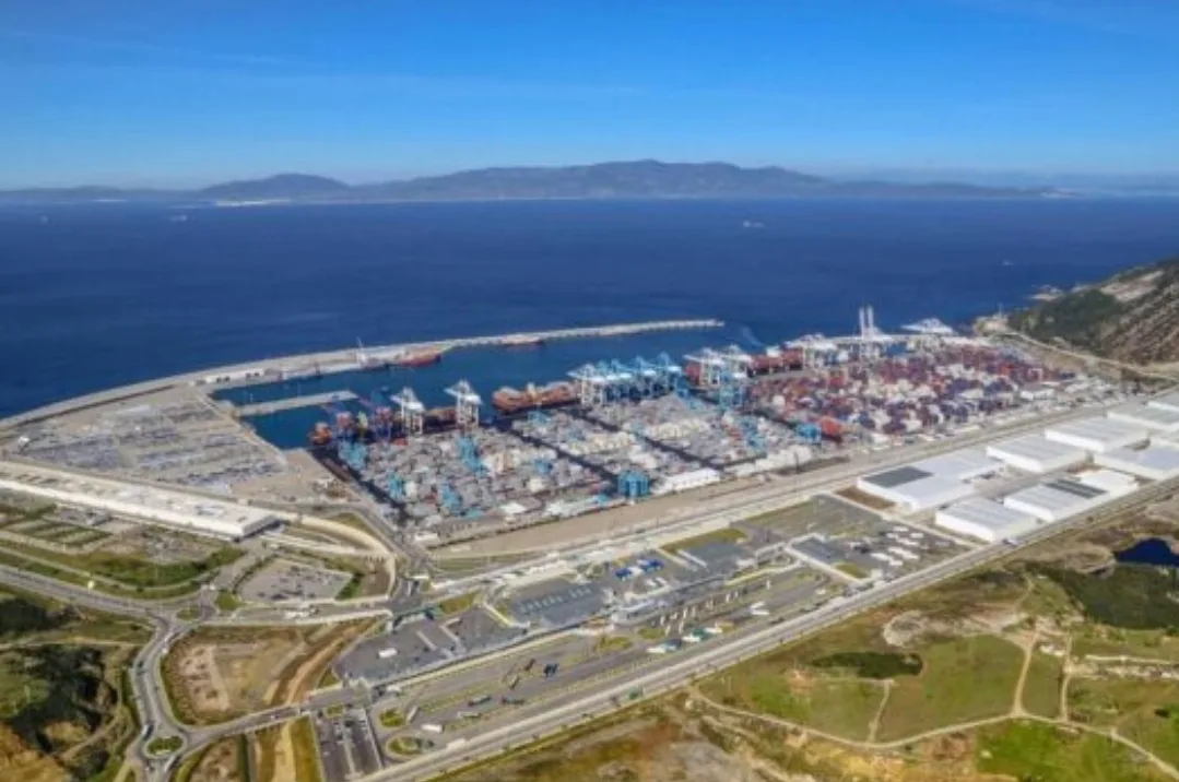 الناظور :    منحة أوروبية بـ2,1 مليون أورو تعزز دينامية تطوير المركب المينائي “الناظور غرب المتوسط”