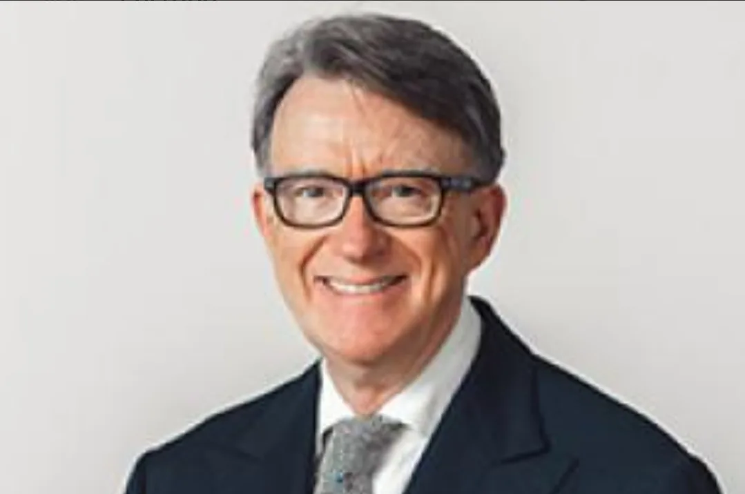 فيديو :     شرطة لندن تعتقل الوزير والسفير  بيتر ماندلسون بسبب قضية إبستين