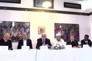 “مسلمو الغرب” من باريس… دليل تنظيمي يثير نقاشًا عميقًا حول مستقبل الإسلام في فرنسا