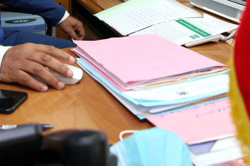 المفتشية العامة للمالية تدقق في شبهات احتكار وتلاعب بصفقات عمومية بمليارات السنتيمات