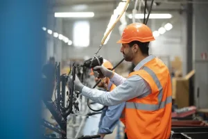 تراجع ثقة قطاع الخدمات يضغط على مزاج الاقتصاد في منطقة اليورو رغم تحسن المستهلكين