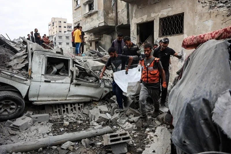 قصف إسرائيلي على غزة يرفع حصيلة الضحايا إلى 17 قتيلاً بينهم أطفال ونساء والجيش يتحدث عن “ضربات دقيقة”