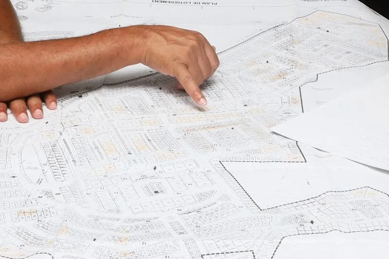 اقتراب آجال التصريح يدفع ملاك الأراضي غير المبنية إلى سباق ضريبي لتفادي الغرامات