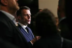 حادثة مقتل طالب في ليون تدفع ماكرون لمراجعة نشاط الجماعات المتطرفة