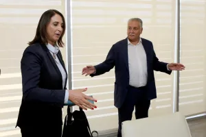 تحالف اليسار على مفترق الطرق: تقارب ثنائي محتمل ومساعٍ لردم الهوة مع التقدم والاشتراكية